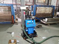 聚氨酯門板澆注 江蘇聚氨酯發(fā)泡機(jī)