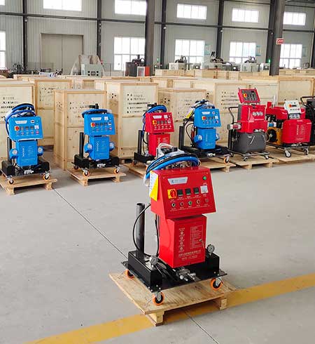 隔熱噴涂機(jī)